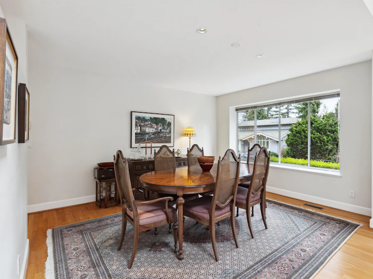 4881 Meadfeild Road, West Vancouver, BC, V7W 3E6 - 25