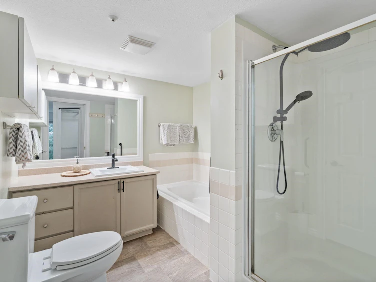 204-48 Richmond Street, New Westminster, BC, V3L 5P4 - 14