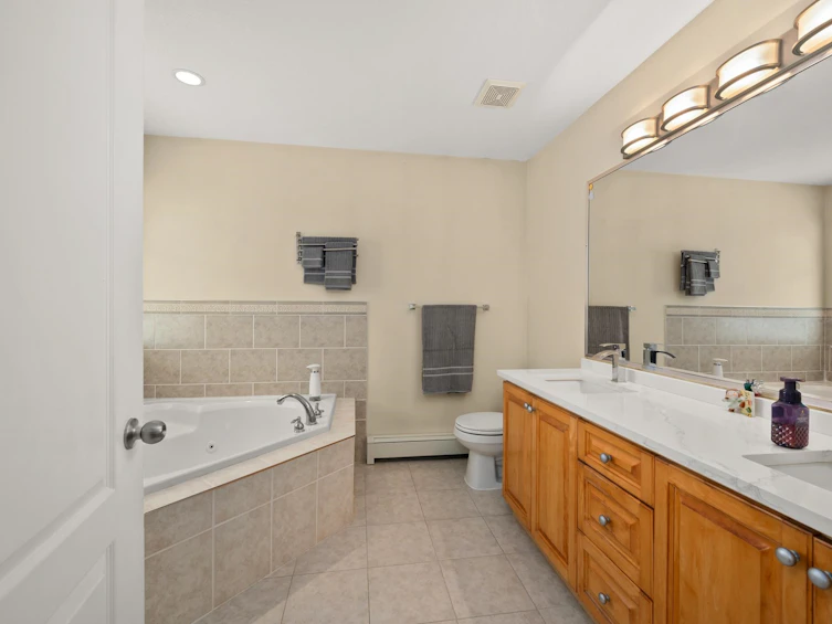 6763 147a Street, Surrey, BC, V3S 4P9 - 21