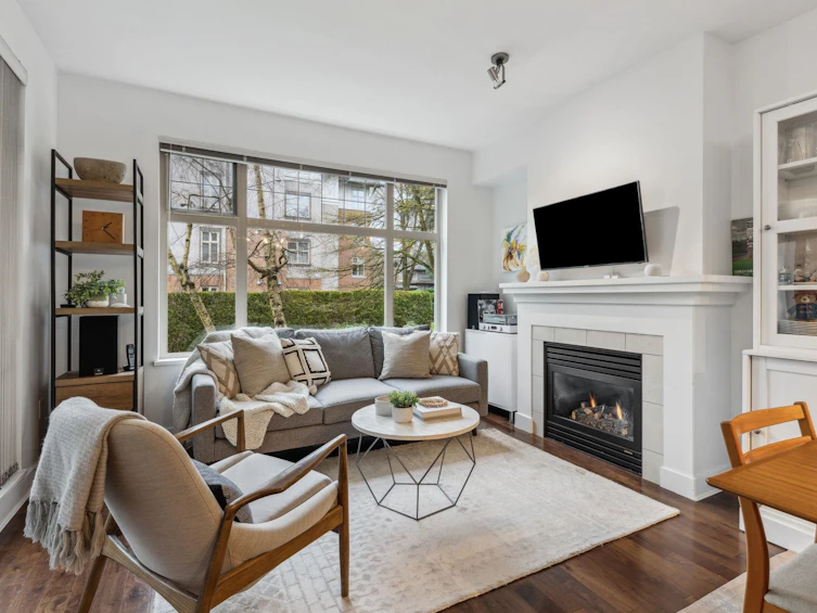 222-2083 W 33rd Avenue, Vancouver, BC, V6M 4M6 - 3