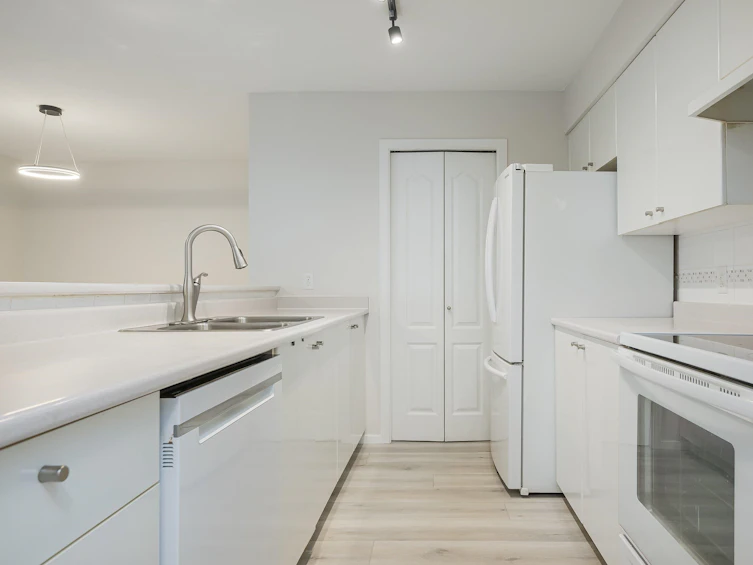 102-22022 49 Avenue, Langley, BC, V3A 3R9 - 13