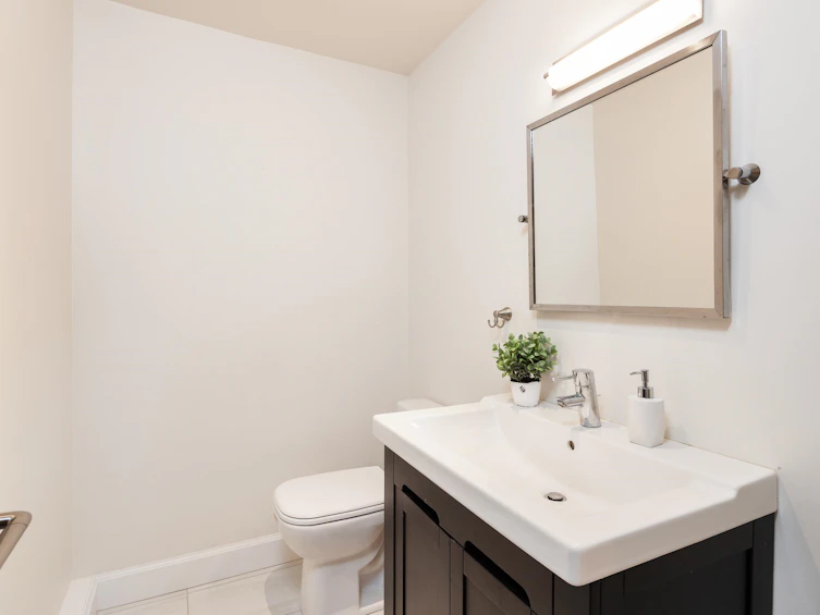 1927 E 7th Avenue, Vancouver, BC, V5N 1S3 - 22