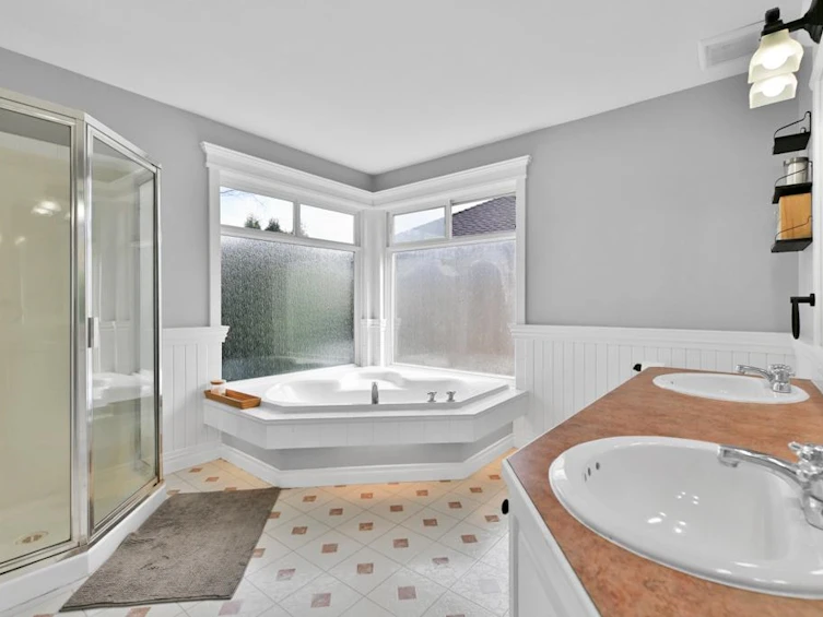 16909 Friesian Drive, Surrey, BC, V3S 8P2 - 26