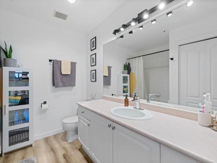 407-2978 Burlington Drive, Coquitlam, BC, V3B 7S6 - 23