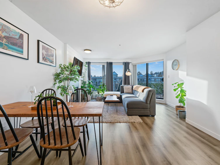 407-2978 Burlington Drive, Coquitlam, BC, V3B 7S6 - 3