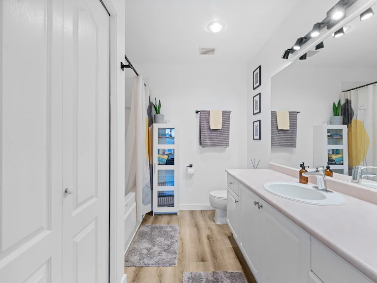 407-2978 Burlington Drive, Coquitlam, BC, V3B 7S6 - 24