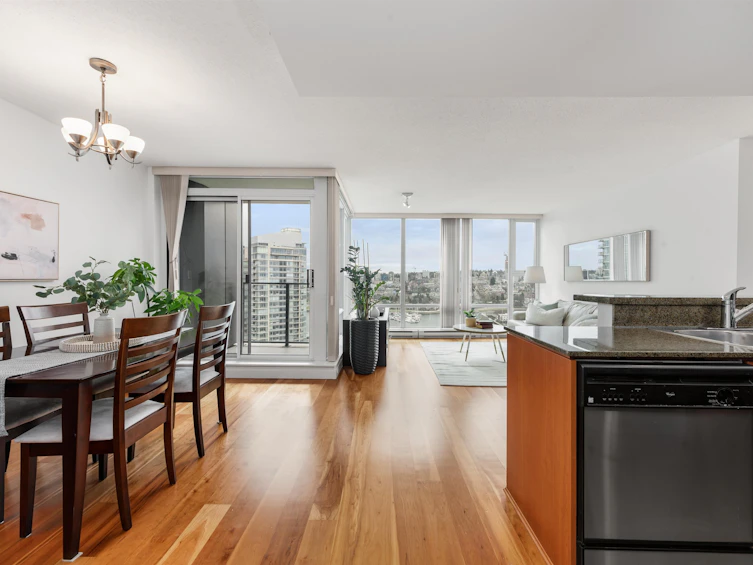 2305-583 Beach Crescent, Vancouver, BC, V6Z 3E6 - 5