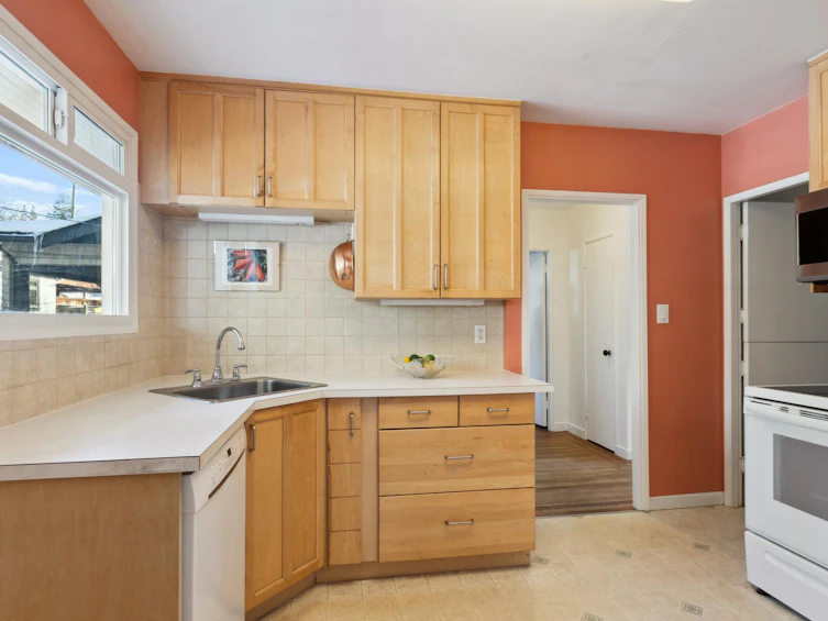 4091 W 34th Avenue, Vancouver, BC, V6N 2L6 - 7