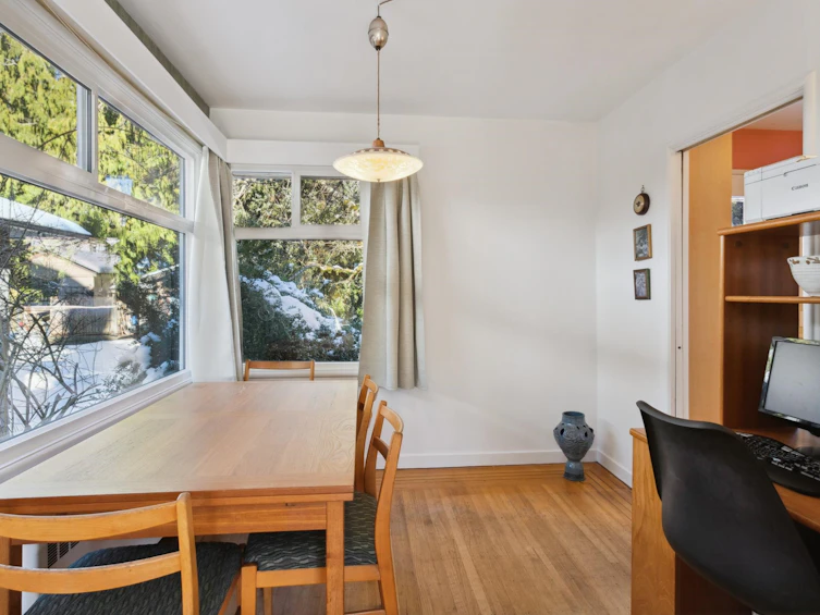 4091 W 34th Avenue, Vancouver, BC, V6N 2L6 - 5