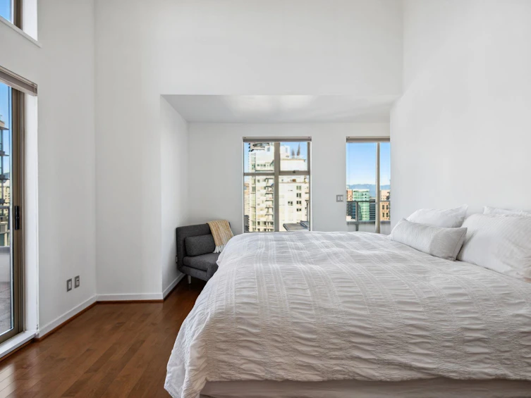 PH1-969 Richards Street, Vancouver, BC, V6B 1A8 - 13
