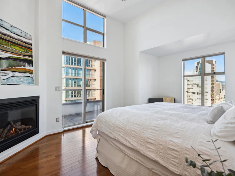 PH1-969 Richards Street, Vancouver, BC, V6B 1A8 - 12