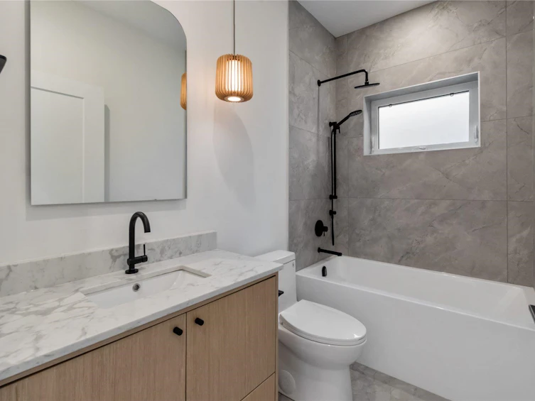 1-1982 Venables Street, Vancouver, BC, V5L 2H8 - 20
