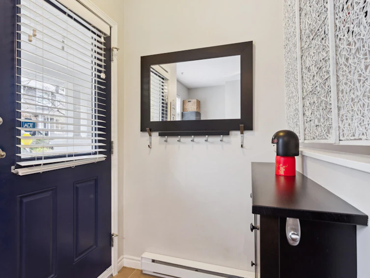 83-6878 Southpoint Drive, Burnaby, BC, V3N 5E4 - 2
