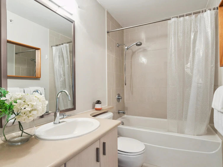 83-6878 Southpoint Drive, Burnaby, BC, V3N 5E4 - 19