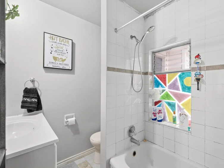 4980 Chatham Street, Vancouver, BC, V5R 3Y9 - 16