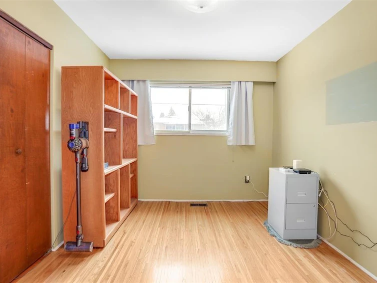 3778 Wakefield Court, Burnaby, BC, V5G 2C4 - 14