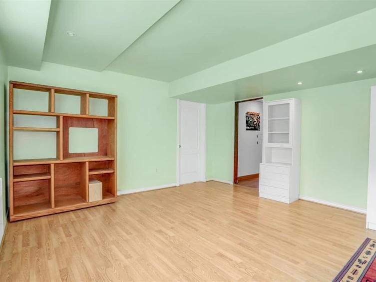 3778 Wakefield Court, Burnaby, BC, V5G 2C4 - 25