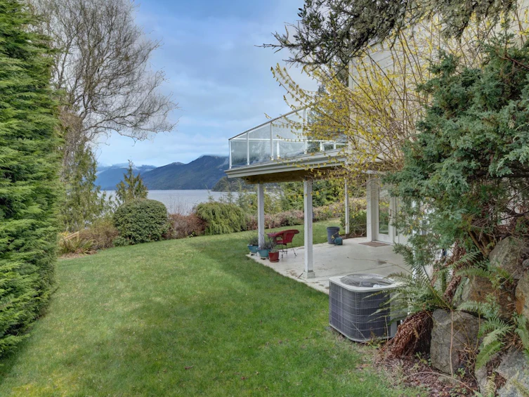 6484 N Gale Avenue, Sechelt, BC, V7Z 0L1 - 32