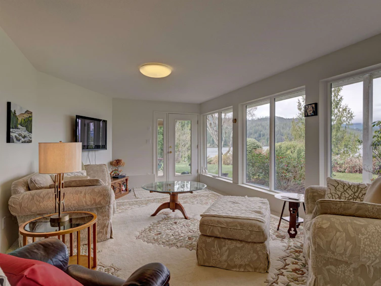 6484 N Gale Avenue, Sechelt, BC, V7Z 0L1 - 27