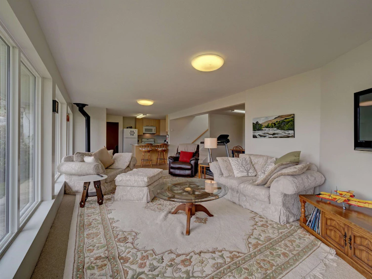 6484 N Gale Avenue, Sechelt, BC, V7Z 0L1 - 26