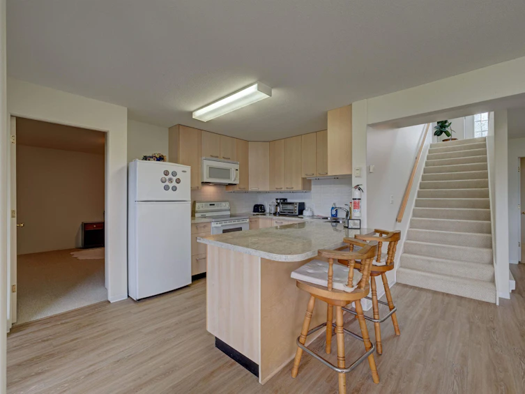 6484 N Gale Avenue, Sechelt, BC, V7Z 0L1 - 24