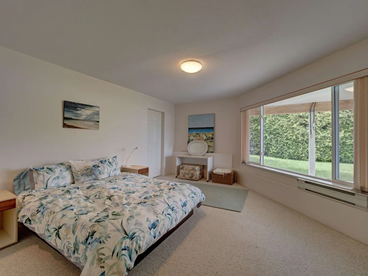 6484 N Gale Avenue, Sechelt, BC, V7Z 0L1 - 37