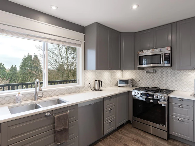 3311 Sophia Street, Vancouver, BC, V5V 3T4 - 6