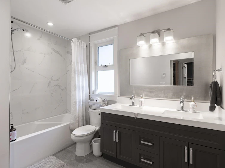 3311 Sophia Street, Vancouver, BC, V5V 3T4 - 10