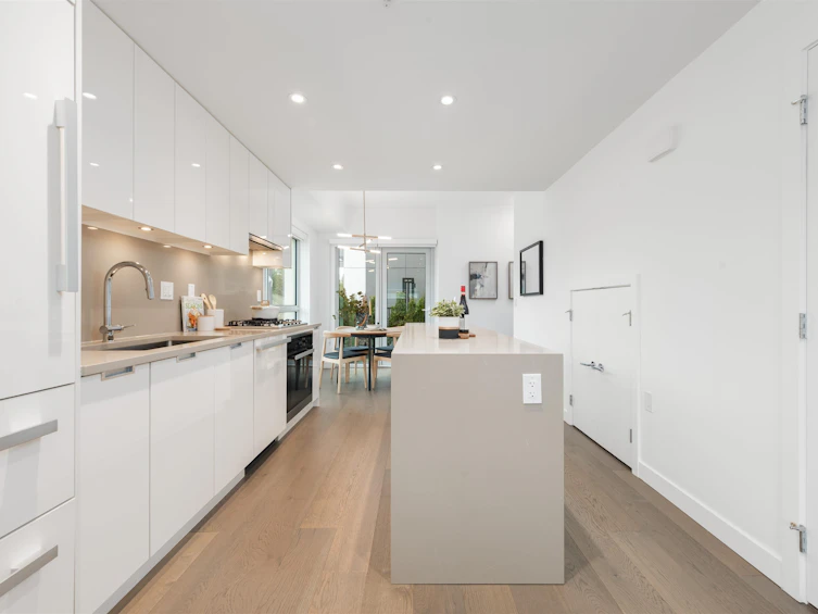 6308 Cambie Street, Vancouver, BC, V5Z 0K2 - 8
