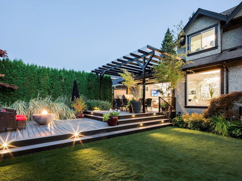 956 Belmont Avenue, North Vancouver BC V7R 1J8
