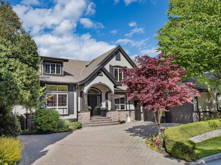 956 Belmont Avenue, North Vancouver, BC, V7R 1J8 - 3
