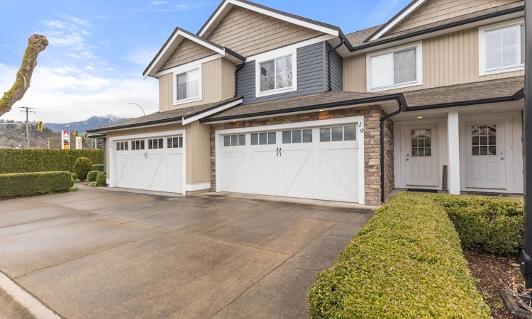 19-1700 Mackay Crescent