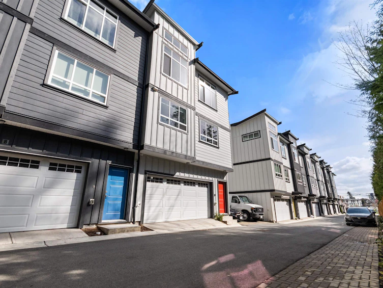 7-8137 164 Street, Surrey, BC, V4N 0P1 - 2