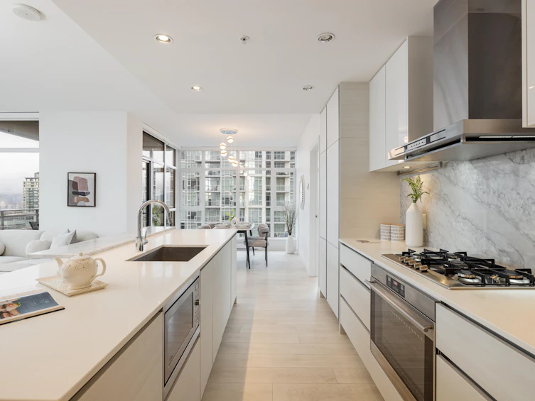 1007-6098 Station Street, Burnaby, BC, V5H 0H4 - 8