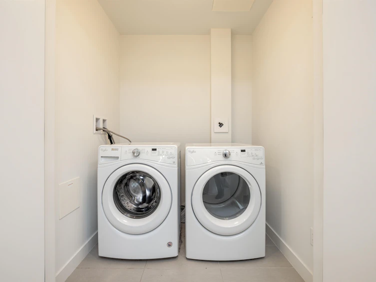 1007-6098 Station Street, Burnaby, BC, V5H 0H4 - 25