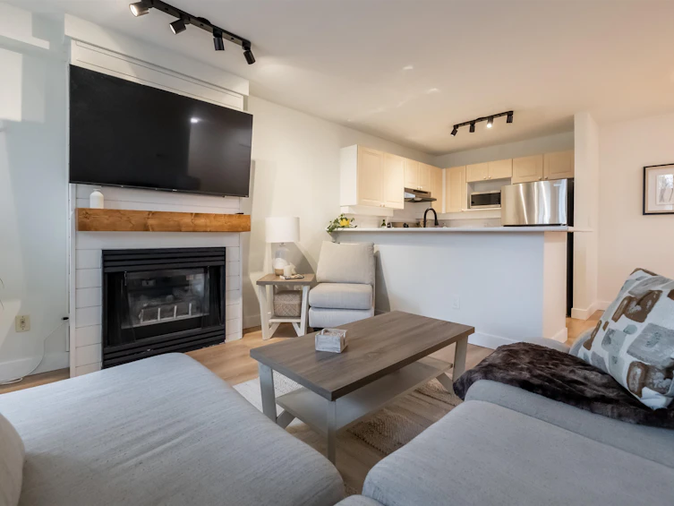 301-22025 48 Avenue, Langley, BC, V3A 8L2 - 6