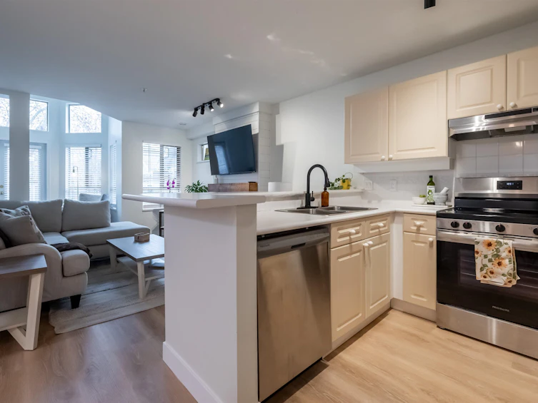 301-22025 48 Avenue, Langley, BC, V3A 8L2 - 18