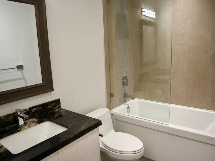 4365 Mountain Highway, North Vancouver, BC, V7K 2K3 - 39