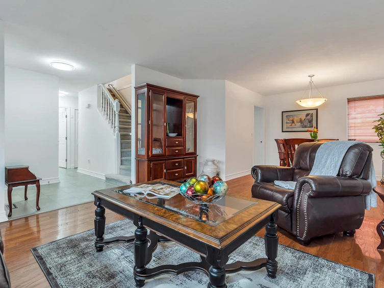 11122 153a Street, Surrey, BC, V3R 9H8 - 5