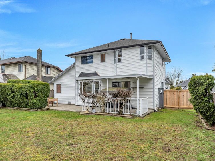 11122 153a Street, Surrey, BC, V3R 9H8 - 34