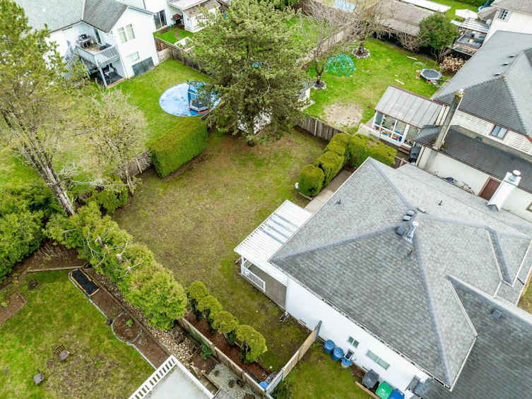 11122 153a Street, Surrey, BC, V3R 9H8 - 36