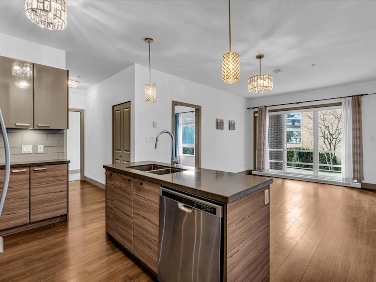 103-6875 Dunblane Avenue, Burnaby, BC, V5J 0G6