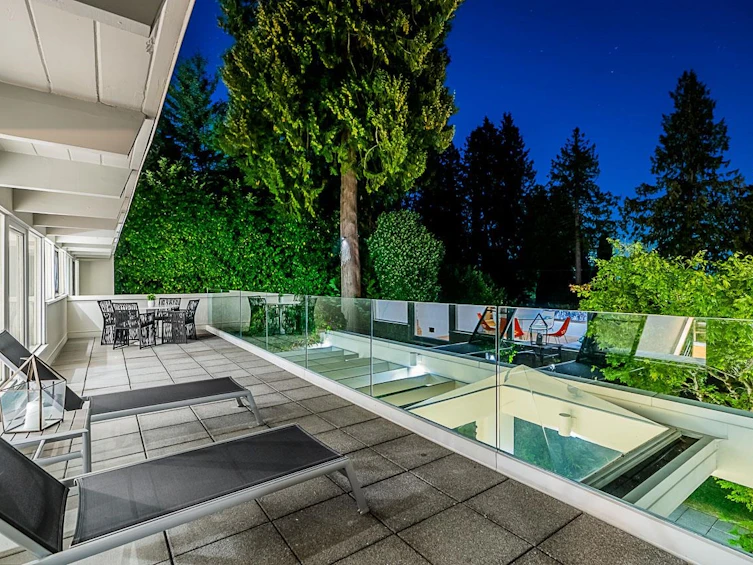 2965 Rosebery Avenue, West Vancouver, BC, V7V 3A5 - 3