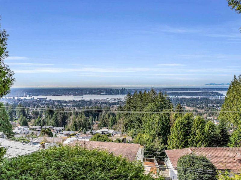 4534 Prospect Road, North Vancouver BC V7N 3L7