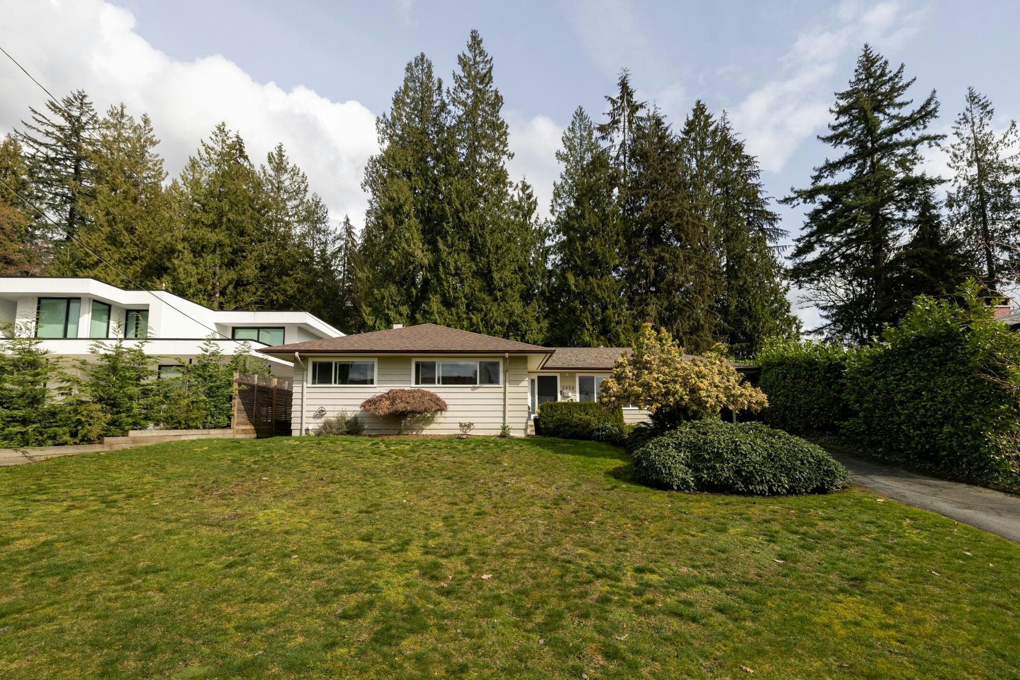 3950 Trenton Place, North Vancouver, BC, V7R 3G5