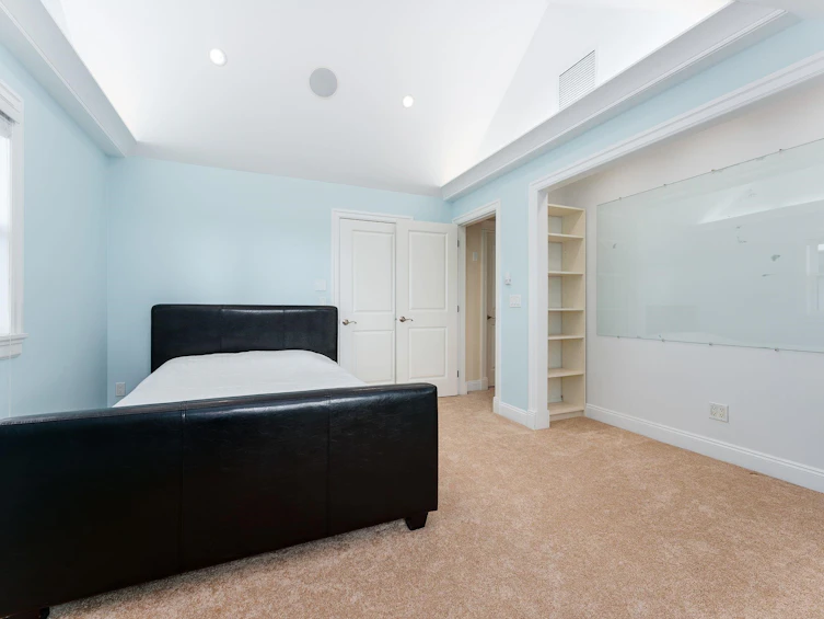617 E 52nd Avenue, Vancouver, BC, V5X 1G8 - 11