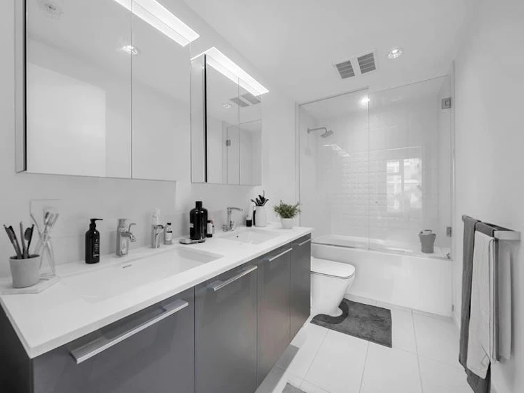 512-2221 E 30th Avenue, Vancouver, BC, V5N 0G6 - 11