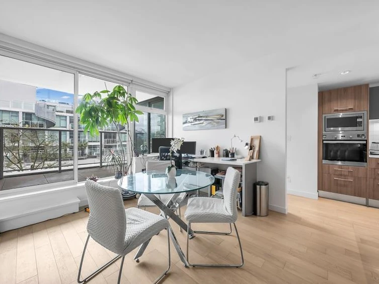 512-2221 E 30th Avenue, Vancouver, BC, V5N 0G6 - 4