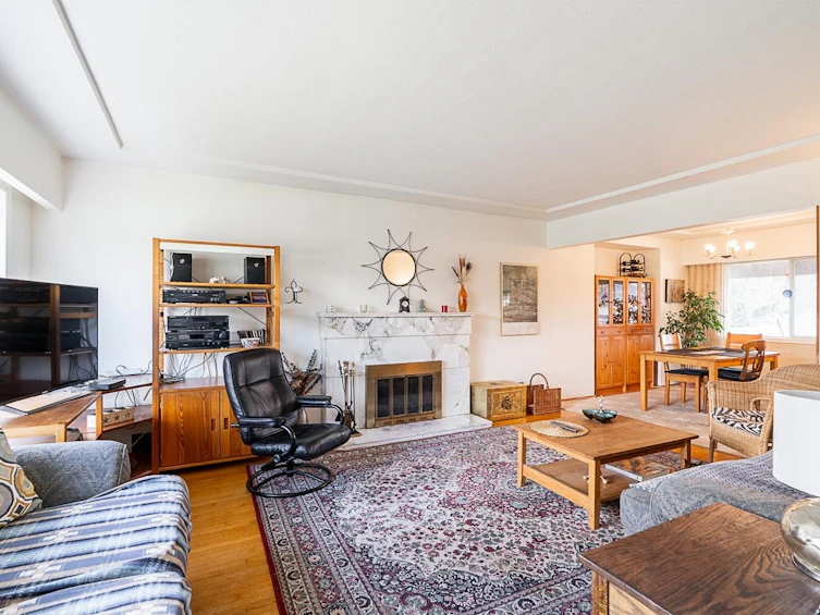 4720 Southlawn Drive, Burnaby, BC, V5C 3S6 - 6