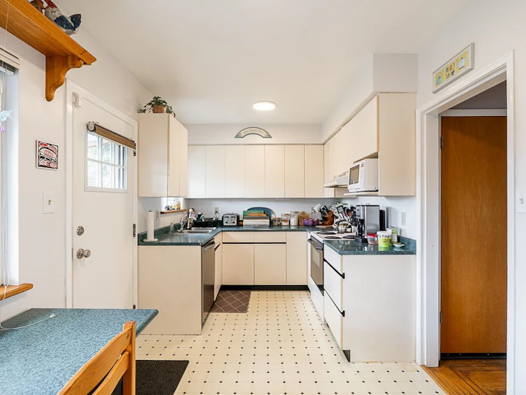 4720 Southlawn Drive, Burnaby, BC, V5C 3S6 - 15